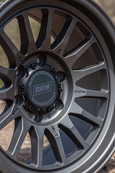 RR7-S FLOW FORM 17x8.5 (6x5.5 | 6x139.7) | Chevy Silverado 1500